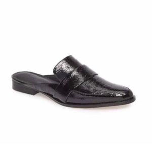 Rebecca Minkoff Black Flats Mules have a Pointed Toe size 7